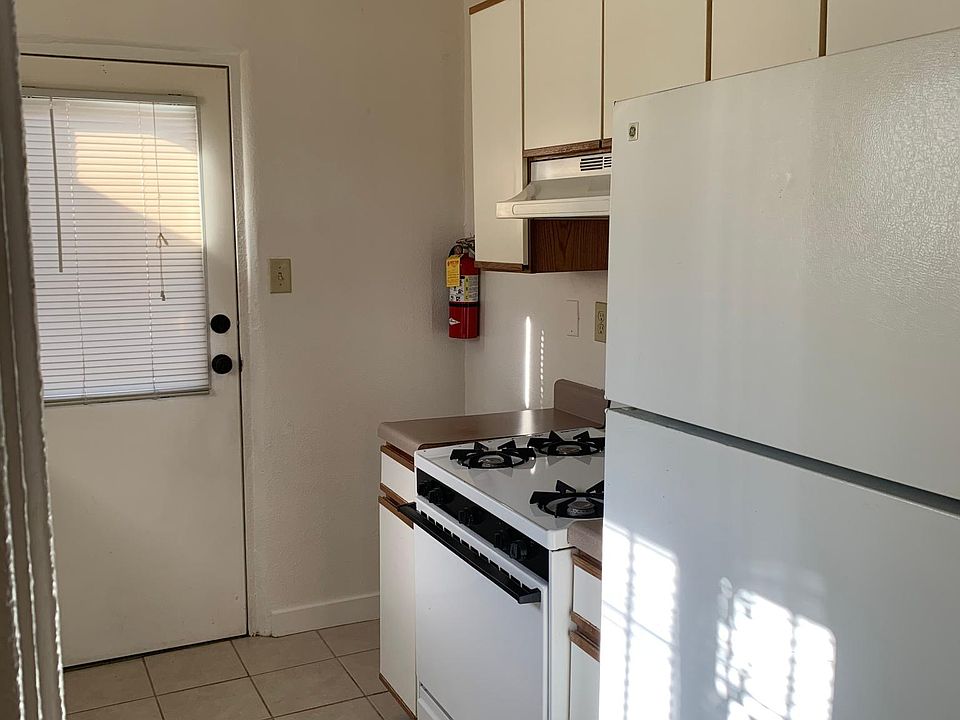 1st image of 1120 Lead Ave SW APT 6