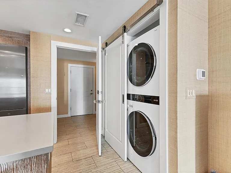 3401 54th Dr W #201 — Photo 27