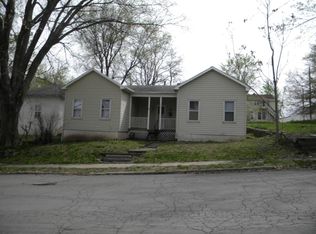 1024 Lincoln St, Saint Joseph, MO 64501