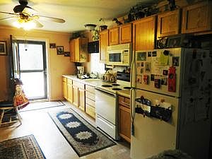 3rd image of 30095 E 2nd St