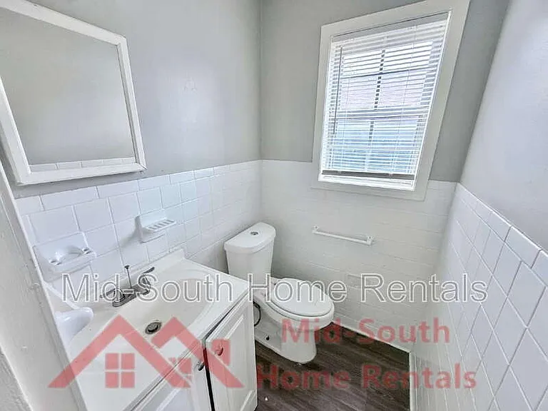 1270 Chickamauga Ave — Photo 14