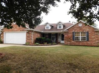 1875 Lancaster Dr, Springdale, AR 72762