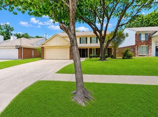 9826 Green Valley Ln, Houston, TX 77064