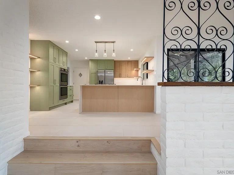 5406 Las Palomas — Photo 10