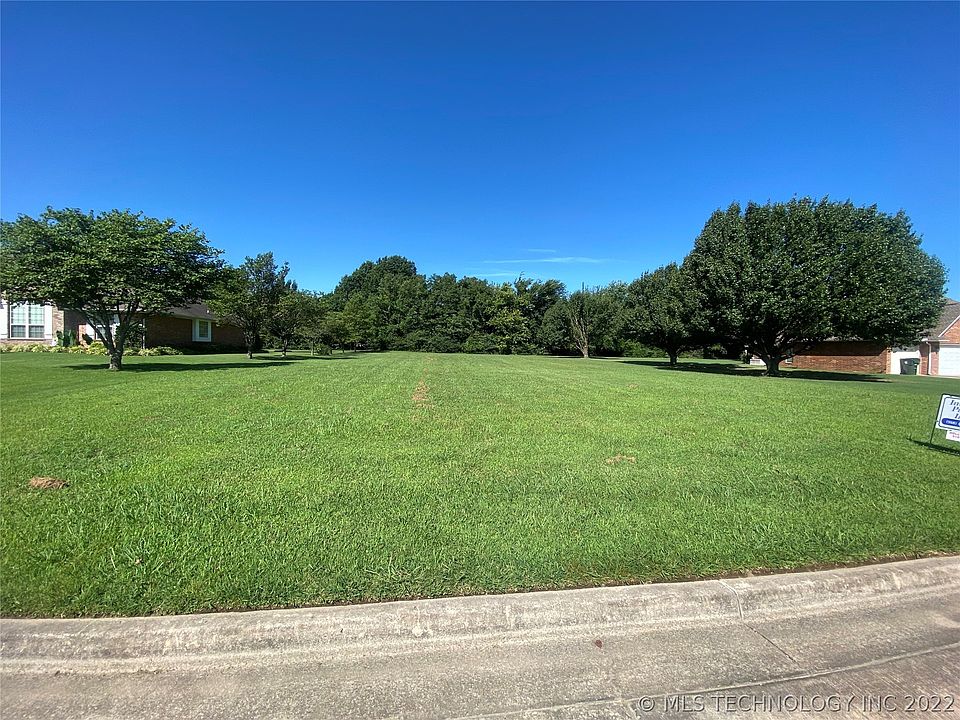 2nd image of Crestview Ave