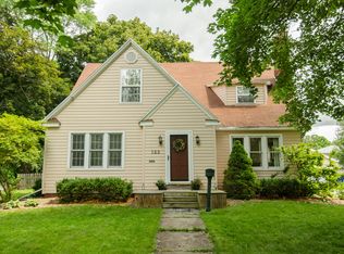 122 Helen St, Midland, MI 48640