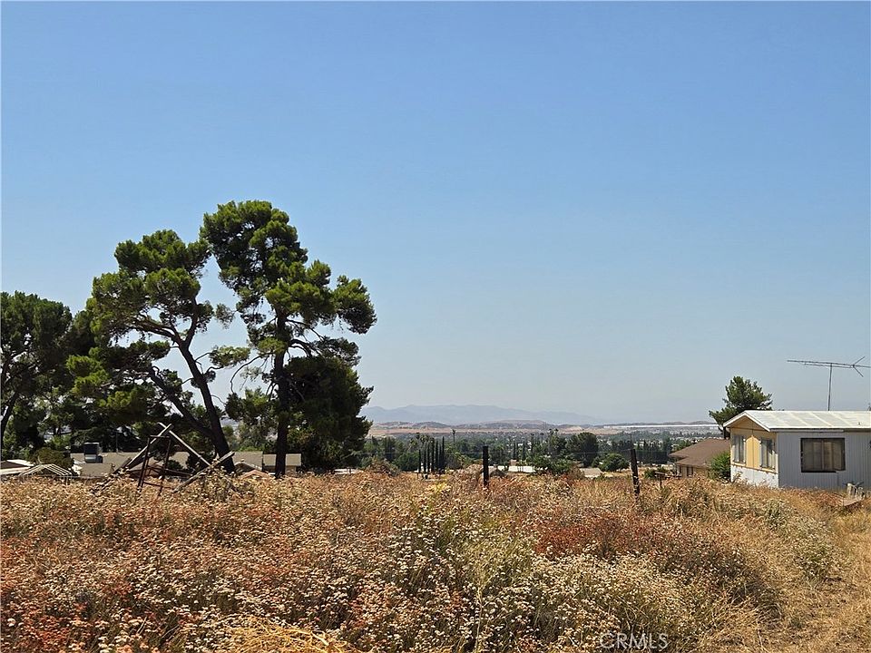 1st image of 9575 Oak Glen Rd #8