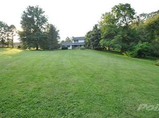 1542 Strauss Valley Dr, Lehighton, PA 18235