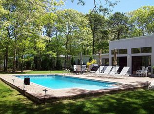 37 N Quarter Rd, Westhampton, NY 11977