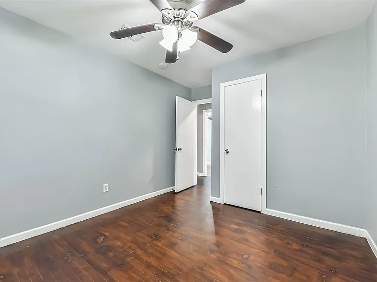 938 Vivian Ave — Photo 22