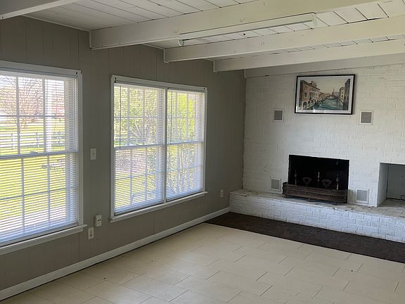 3rd image of 415 Central Ave #B