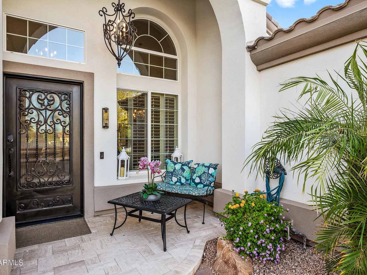 4 bed, 2.5 bath, 2970 sqft, $30,000 — Photo 2