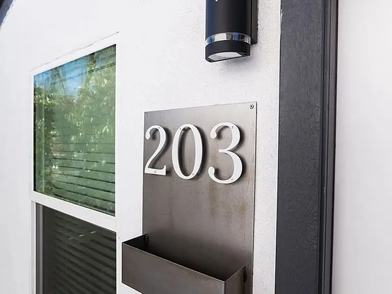 3111 E Clarendon Ave — Photo 17