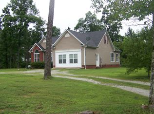 176 Pine Ridge Rd, Waynesboro, TN 38485