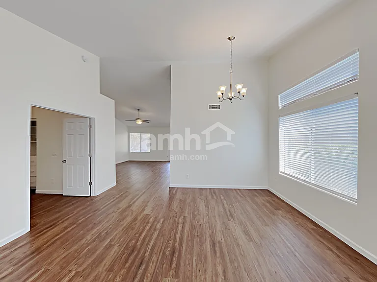 4224 E Cathedral Rock Dr — Photo 8