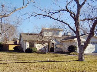 344 Mahan St, Meadowlakes, TX 78654