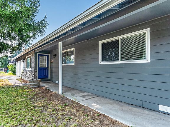 3rd image of 5701 Bel Aire Dr