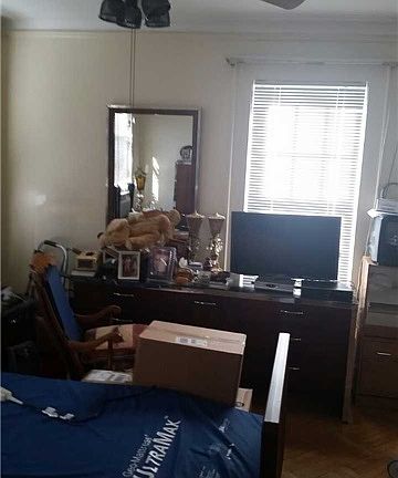 3rd image of 17906 Baisley Blvd