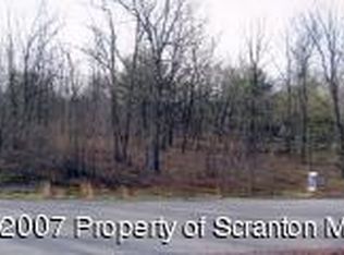 41 Ledge Ct, Pittston, PA 18640