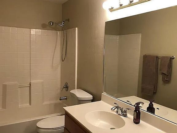 3rd image of 510 W University Dr Unit 113