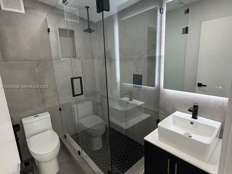 14240 S Biscayne River Rd — Photo 6