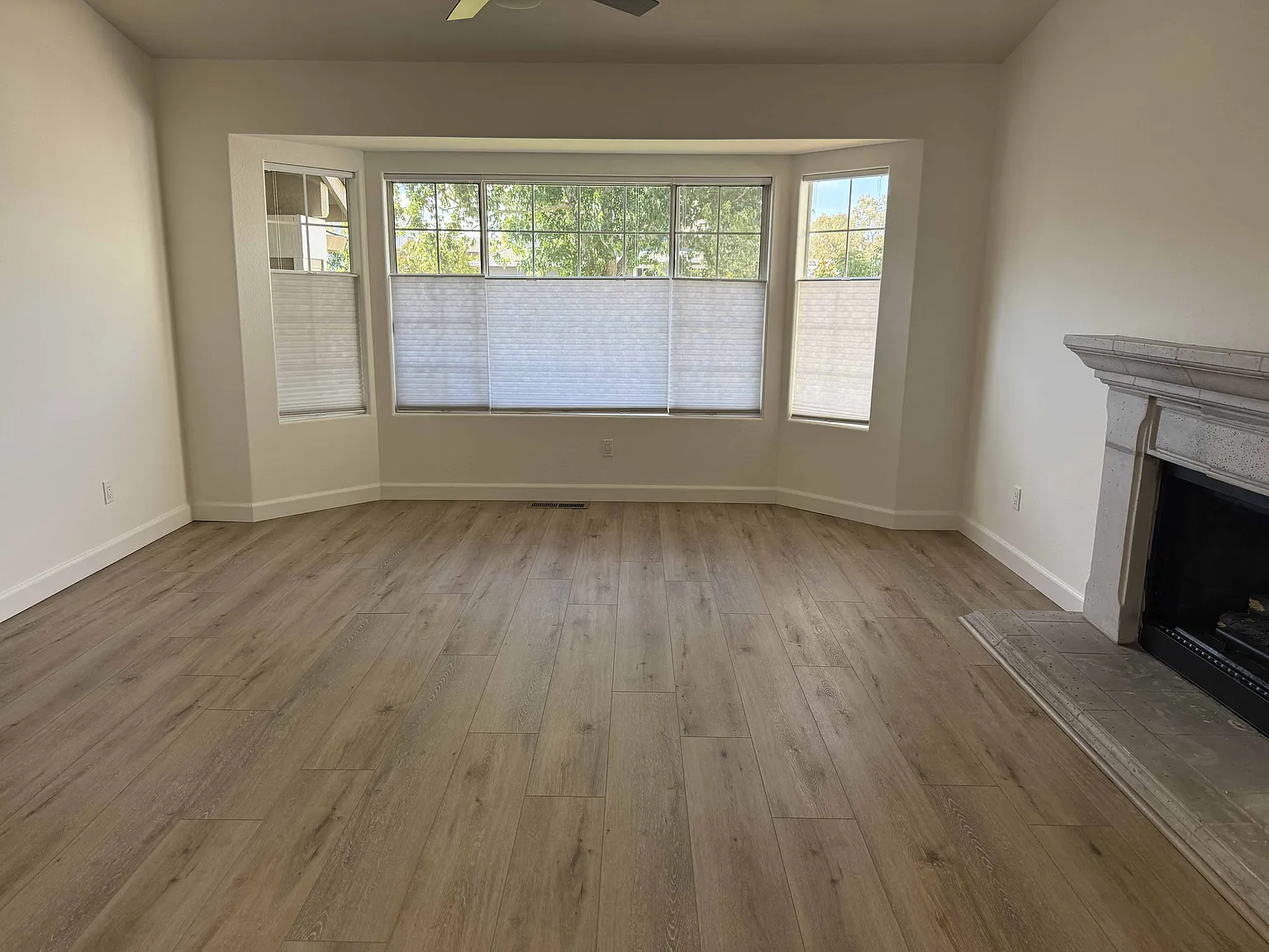 3 bed, 1528 sqft, $3,550 — Photo 3