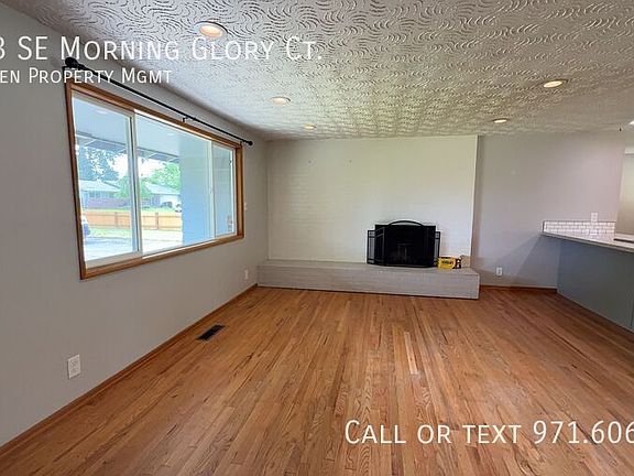 5th image of 15433 SE Morning Glory Ct