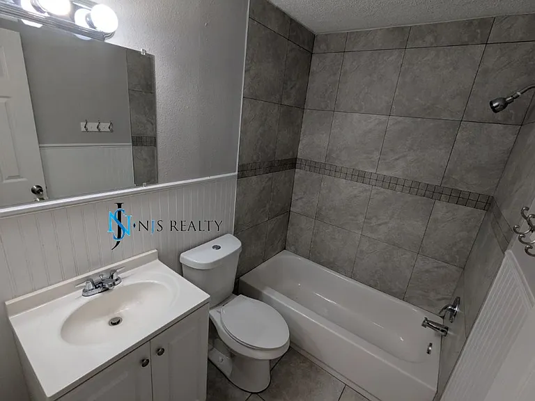 3153 Lodi Dr — Photo 11