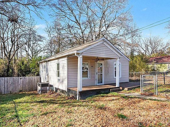 2nd image of 409 S Maple St