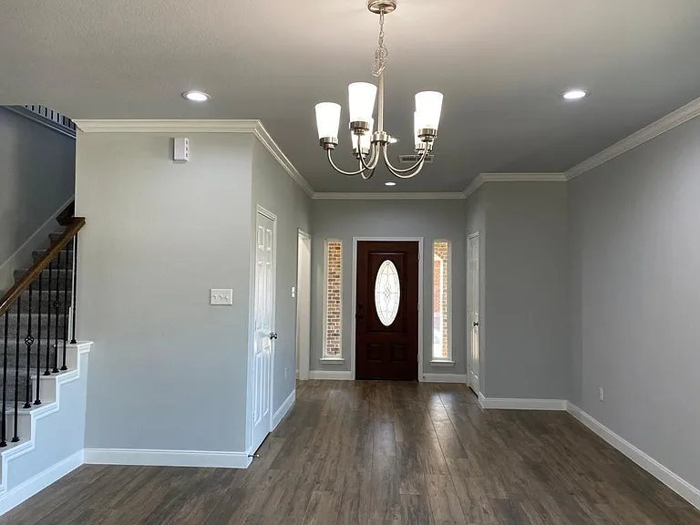 7655 NE Ameswood Rd — Photo 2