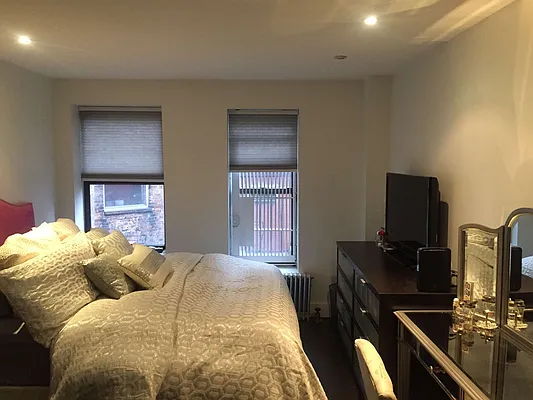 Rented by Owner | media 8