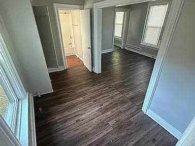 3rd image of 1127 Ross Ave APT 3
