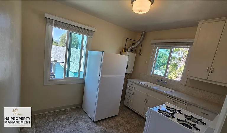 412 S Sunshine Ave — Photo 9