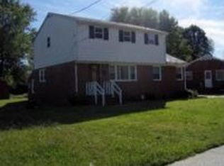 137 Lassiter Dr, Hampton, VA 23666