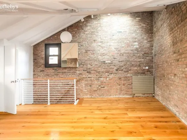 46 Commerce Street image 8 of 10