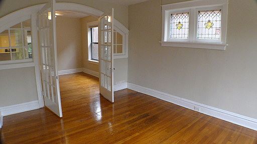 3rd image of 4332 Maryland Ave APT 2W