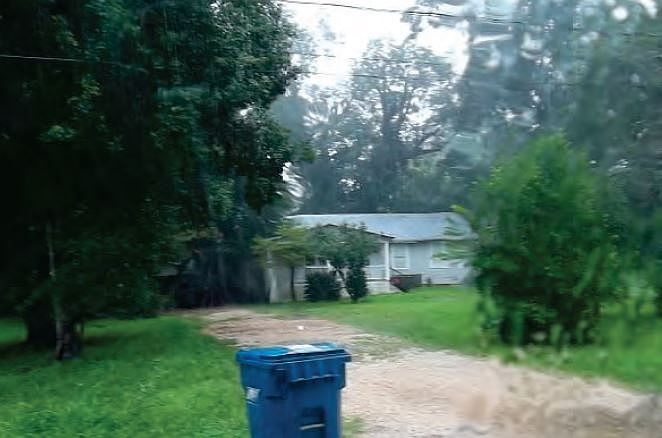 2nd image of 609 E Church St