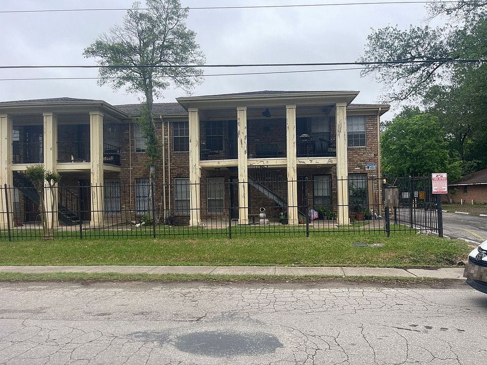 1st image of 4118 Sherwood Ln