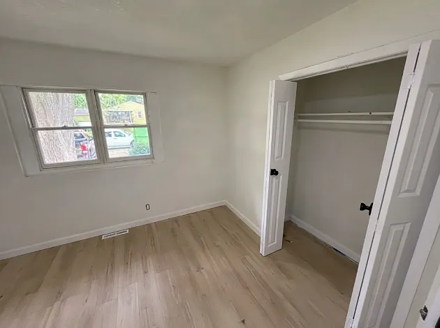 2 bed, $999 — Photo 4