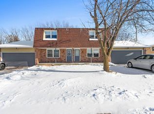 2193 Packerland Dr, Green Bay, WI 54304