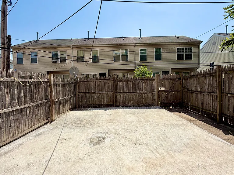 1131 N Gilmor St #B — Photo 11