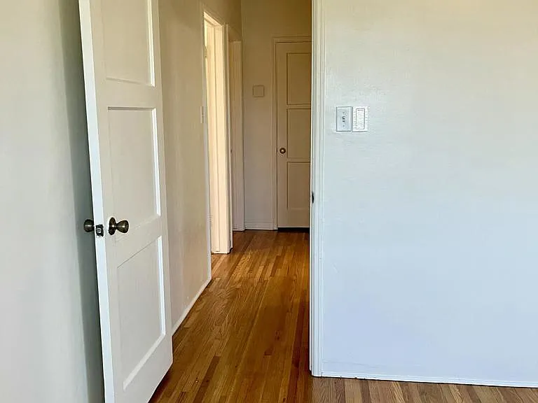 373 Laun St — Photo 12