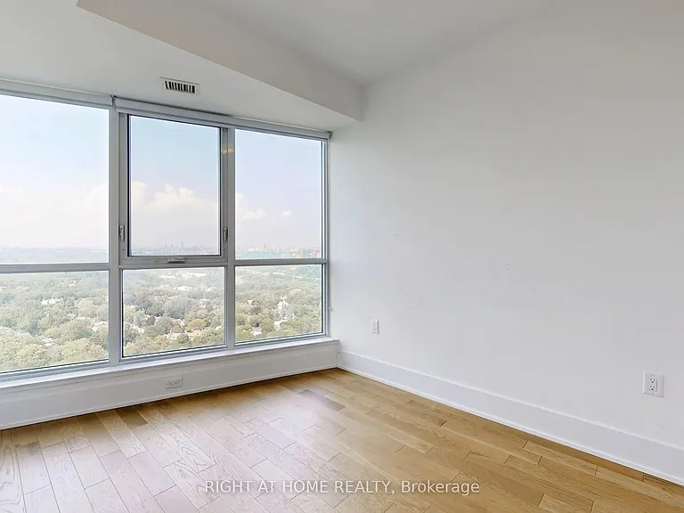 585 Bloor St E #3115 — Photo 11