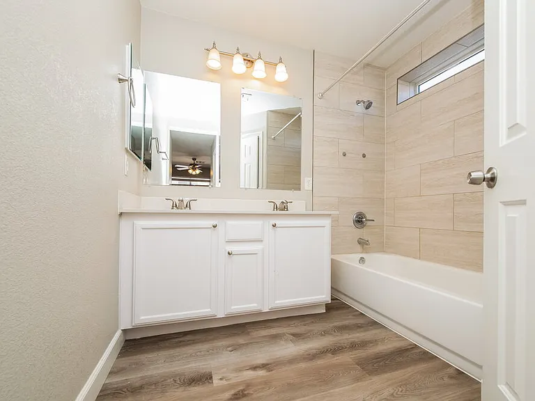 8013 Indian Blanket St — Photo 11