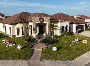 212 Areca Dr, Laredo, TX 78045