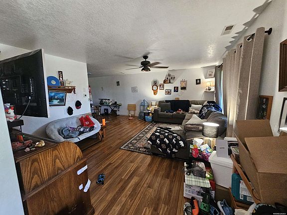 2nd image of 171 Cottonwood Ter