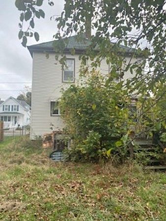 2nd image of 303 Brook St