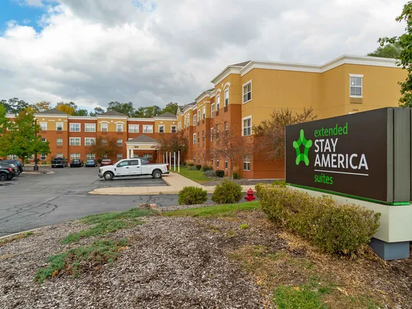 Detroit - Novi - Orchard Hill Place, 39640 Orchard Hill Pl, Novi, MI 48375