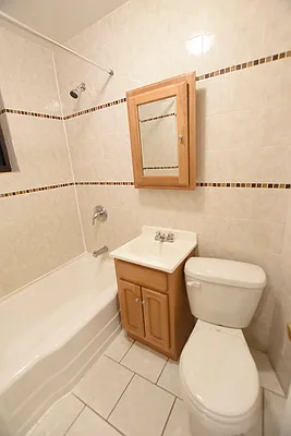 Rented by REAL New York | media 19