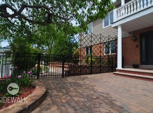 3861 234th St, Little Neck, NY 11363